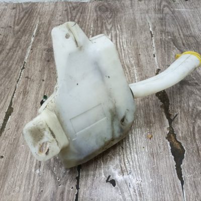 Бачок омывателя Opel Corsa D 2007 Z14XEP 1.4 хетчбэк 5дв. - изображение 3