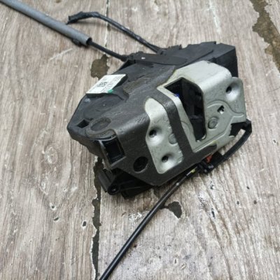 Замок двери Ford Focus 3 2012 хетчбэк 5дв. T1DB Перед. Лев. - изображение 1