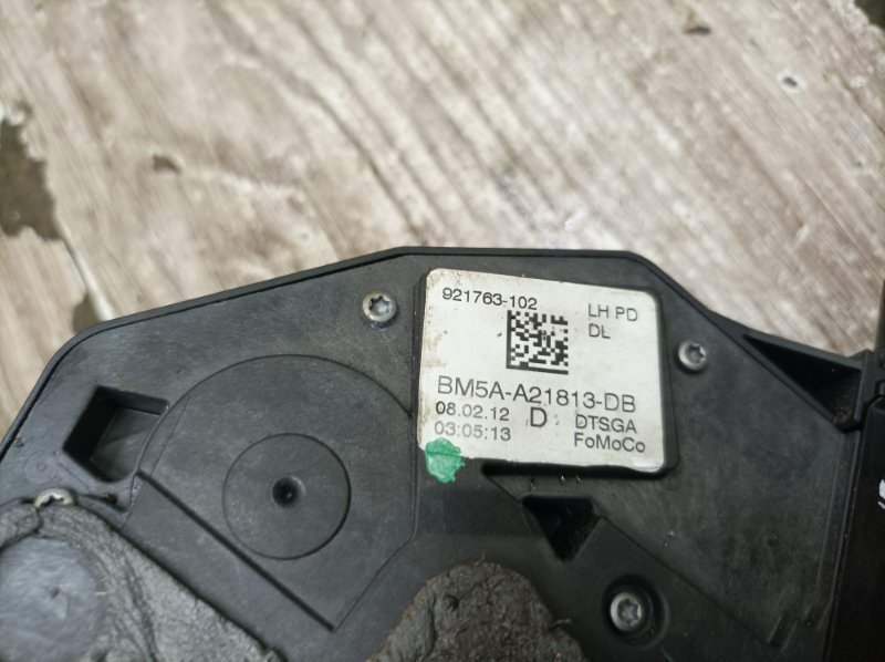 Замок двери Ford Focus 3 2012 хетчбэк 5дв. T1DB Перед. Лев.