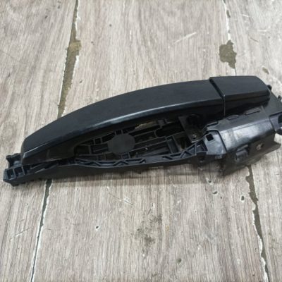 Ручка двери внешняя Opel Astra J 2015 A20DTH 2.0 универсал, Задн., Лев.