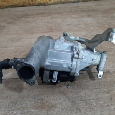 Клапан EGR (ЕГР) Ford Focus 3 2012 хетчбэк 5дв. T1DB - изображение 9