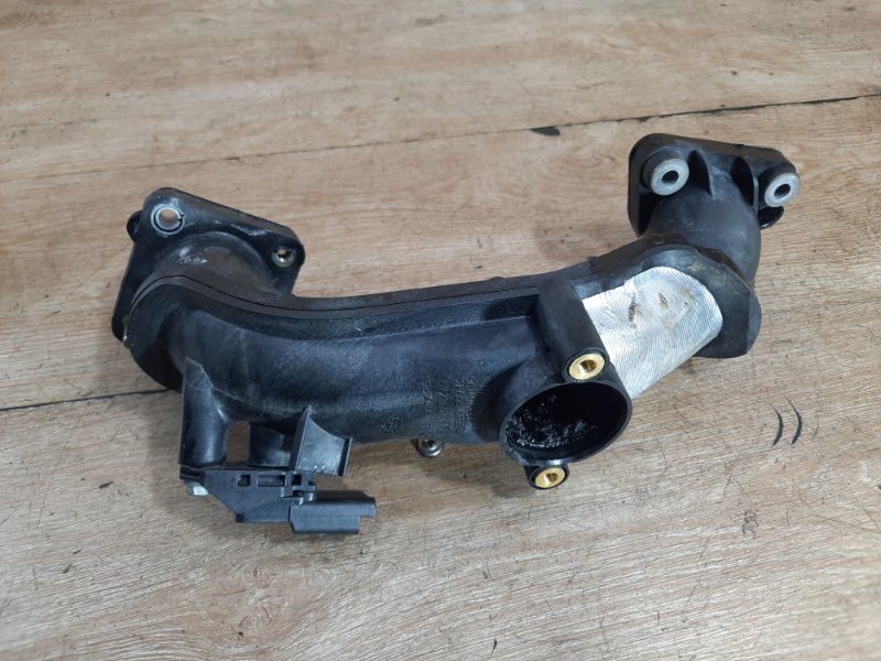 Патрубок интеркулера Ford Focus 3 2012 хетчбэк 5дв. T1DB