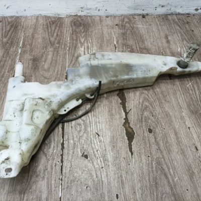Бачок омывателя Ford Focus 1 2005 FYDA хетчбэк 5дв.