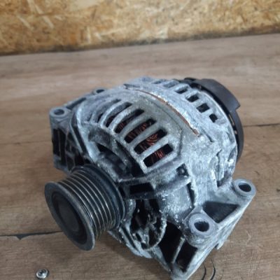 Генератор Audi A4 2004 BGB седан