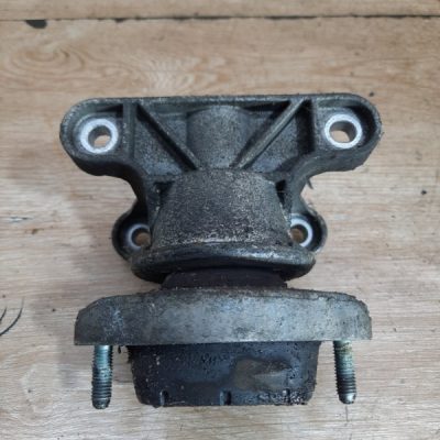 Кронштейн АКПП Audi A4 2004 BGB седан