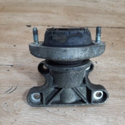 Кронштейн АКПП Audi A4 2004 седан BGB - изображение 5