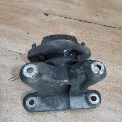 Кронштейн АКПП Audi A4 2004 седан BGB - изображение 4