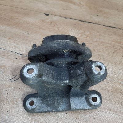 Кронштейн АКПП Audi A4 2004 седан BGB - изображение 7