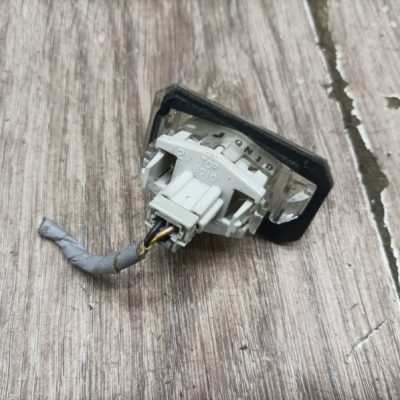 Фонарь подсветки номера Honda Civic 2004 D16V1 хетчбэк 5дв. - изображение 3