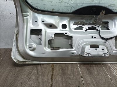 Дверь багажника Ford Focus 2 2005 SHDA хетчбэк 5дв.