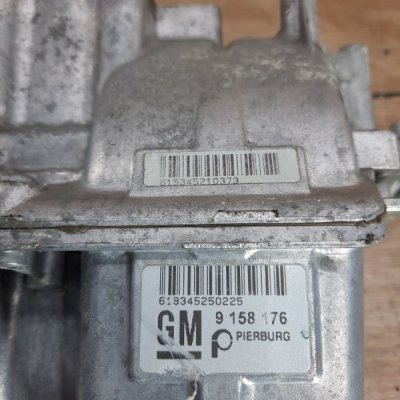 Коллектор впускной Opel Astra G 2003 хетчбэк 5дв. Z16XE 1.6 - изображение 11