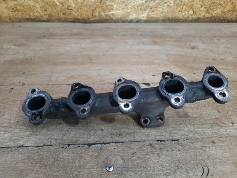 Коллектор выпускной Peugeot 206 CC 2006 9HZ(DV6TED4) кабриолет — изображение 4