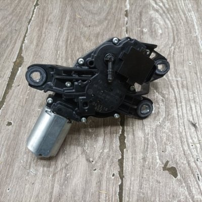 Мотор дворников Volkswagen Golf 5 2006 хетчбэк 5дв. BXE Задн. - изображение 4