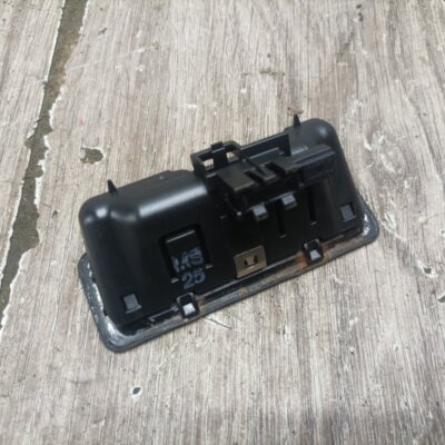 Кнопка открывания багажника BMW 3 series E90 2011 седан 4дв. N47D20U1 - изображение 2