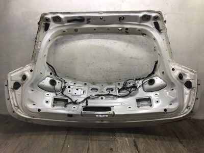 Дверь багажника Opel Insignia 2013 A20DTH 2.0 универсал