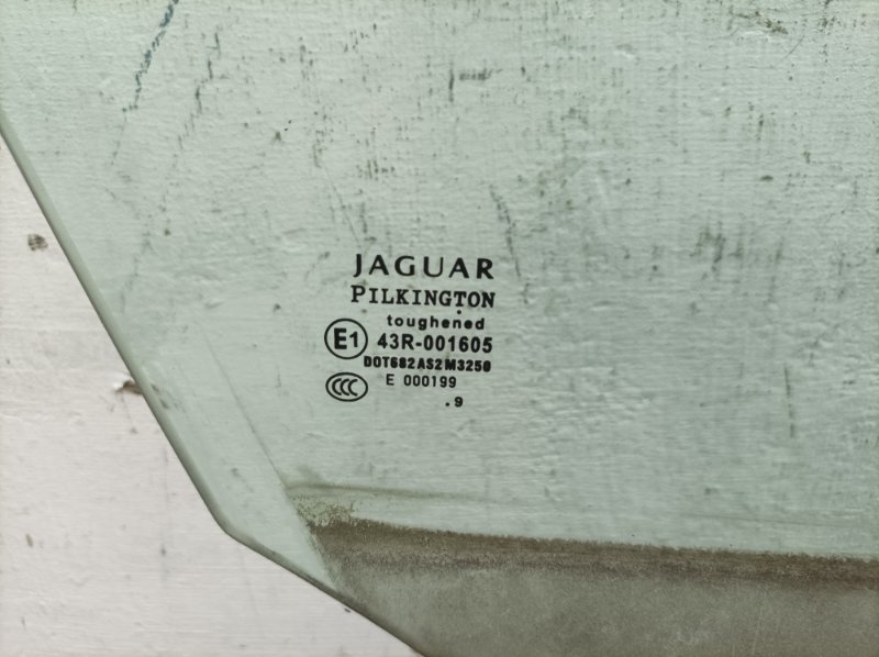 Стекло Jaguar XF 2009 306DT седан 4дв., Перед., Прав. - изображение 2