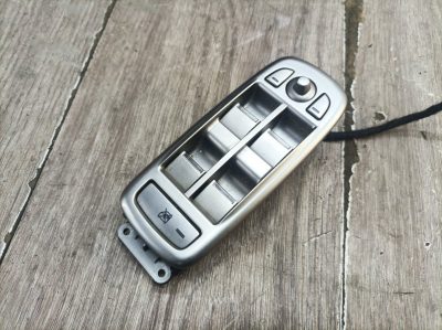 Блок управления стеклами Jaguar XF 2009 306DT седан 4дв., Перед., Прав.