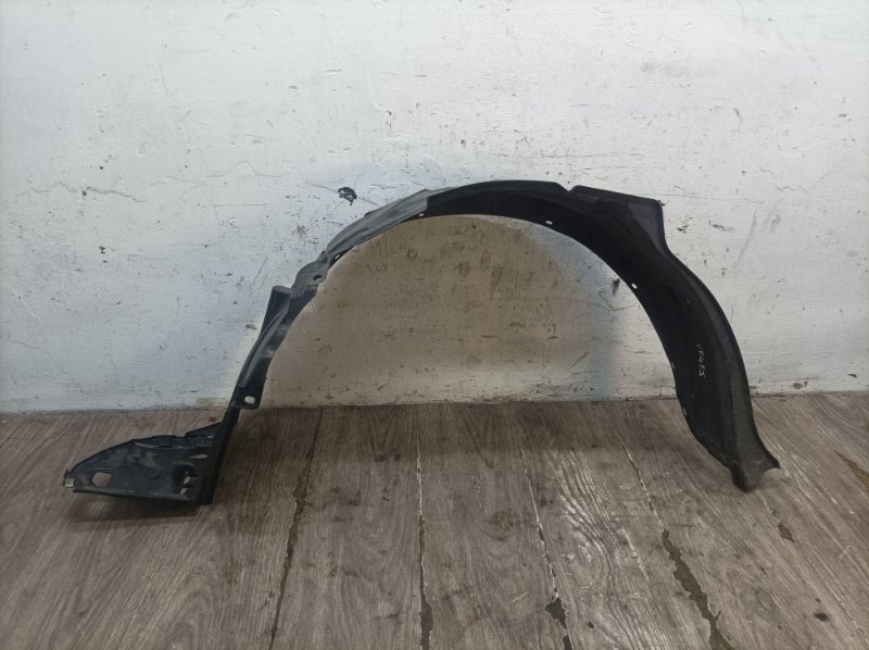 Подкрылок Honda Civic 2004 D16V1 хетчбэк 5дв., Перед., Прав.