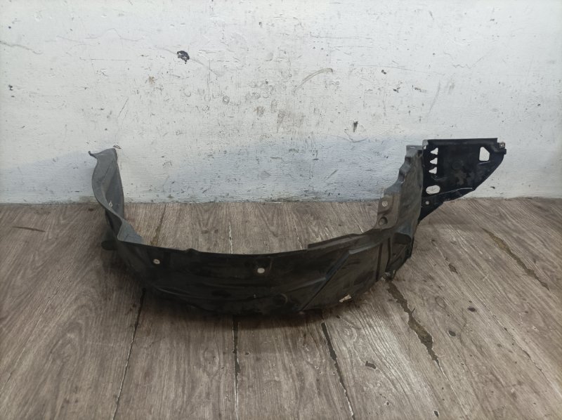 Подкрылок Honda Civic 2004 хетчбэк 5дв. D16V1 Перед. Прав.