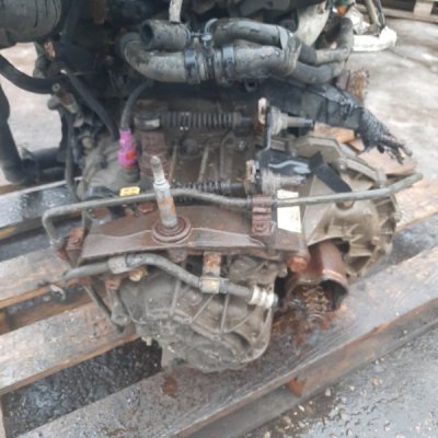 МКПП Renault Trafic 2008 минивен M9R - изображение 9