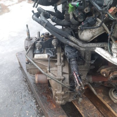 МКПП Renault Trafic 2008 минивен M9R - изображение 7