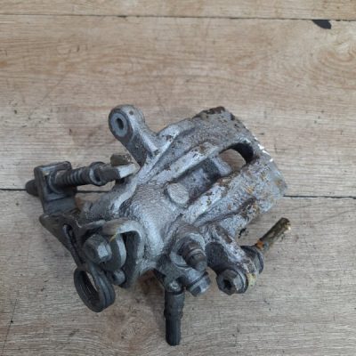 Тормозной суппорт Honda Civic 2006 R18A2 хетчбэк 5дв., Задн., Лев. - изображение 7