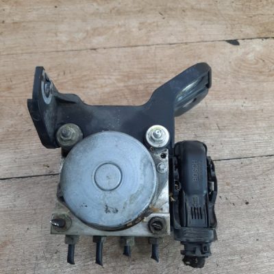 Блок abs Opel Corsa D 2011 A12XER 1.2 хетчбэк 3дв. - изображение 2
