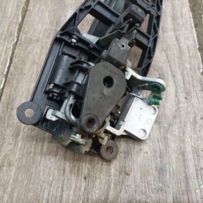Ручка двери внешняя Opel Corsa D 2008 хетчбэк 3дв. Z10XEP 1.0 Перед. Прав. - изображение 2