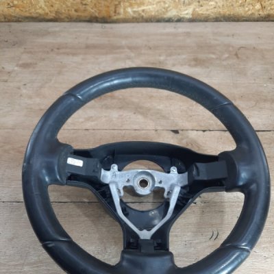 Руль Toyota Aygo 2008 хетчбэк 5дв. 1KR-FE - изображение 1
