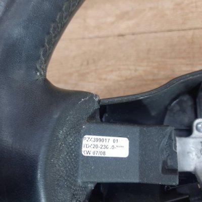 Руль Toyota Aygo 2008 хетчбэк 5дв. 1KR-FE - изображение 13