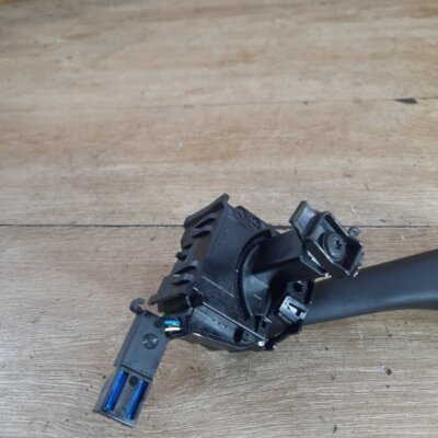 Переключатель дворников Volkswagen Golf 5 2007 хетчбэк 5дв. BLF - изображение 2