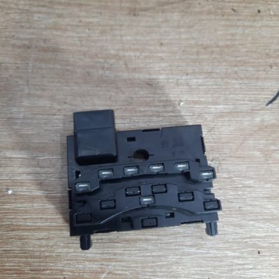 Датчик угла поворота руля Volkswagen Golf 5 2007 BLF хетчбэк 5дв. - изображение 5