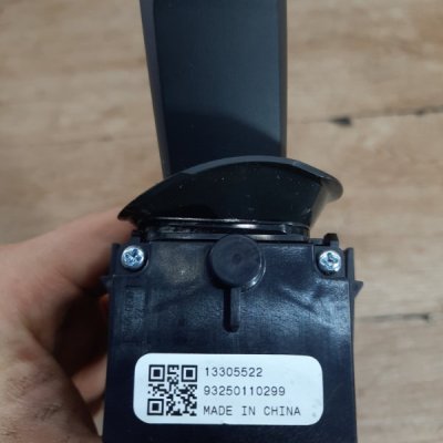 Переключатель дворников Opel Astra J 2010 хетчбэк 5дв. A16XER 1.6 - изображение 8
