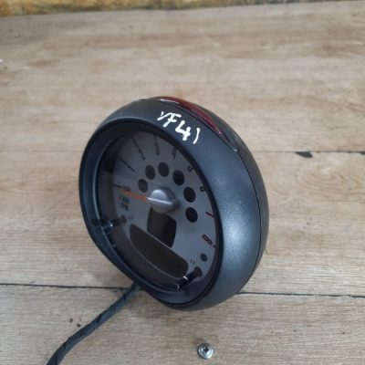 Тохометр Mini Cooper 2010 N16B16M хетчбэк 3дв. - изображение 4