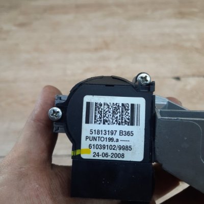 Замок зажигания Fiat Grande Punto 2009 хетчбэк 3дв. 199A6.000 - изображение 7