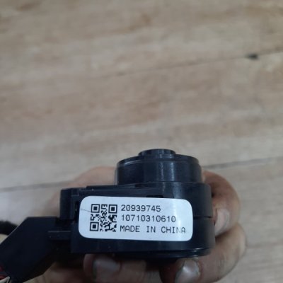 Контактная группа замка зажигания Opel Astra J 2011 хетчбэк 5дв. A17DTJ 1.7 - изображение 4