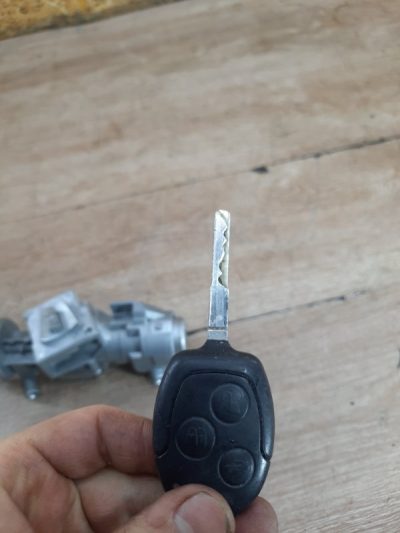 Замок зажигания Ford Focus 2 2008 SHDA хетчбэк 5дв.