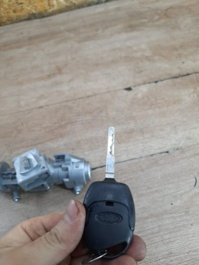 Замок зажигания Ford Focus 2 2008 SHDA хетчбэк 5дв.