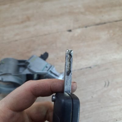Замок зажигания Opel Corsa D 2008 хетчбэк 3дв. Z10XEP 1.0 - изображение 12