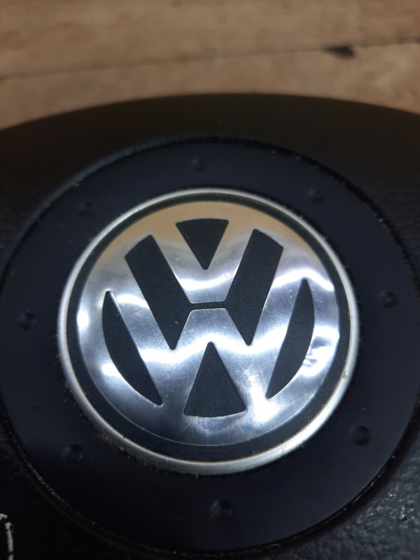 Аирбаг на руль Volkswagen Touran 2006 минивен BSE
