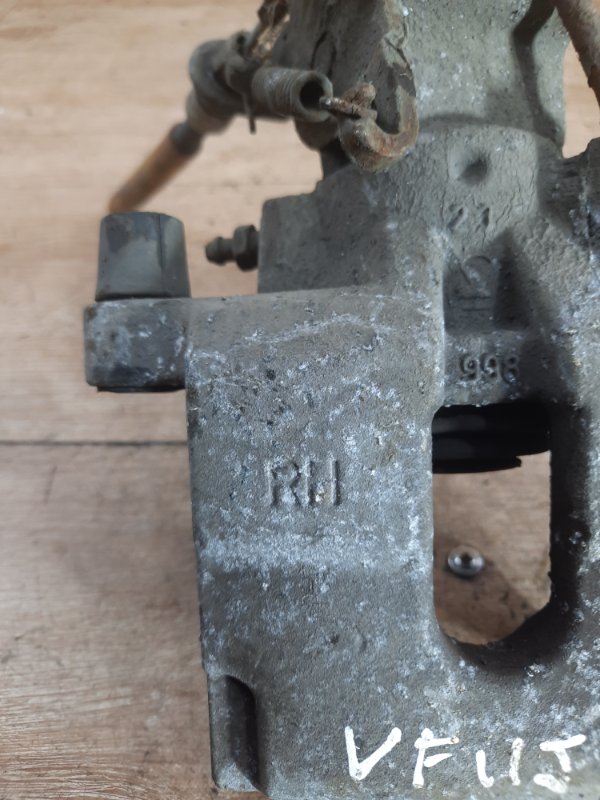 Тормозной суппорт Jaguar XF 2009 седан 4дв. 306DT Задн. Прав.
