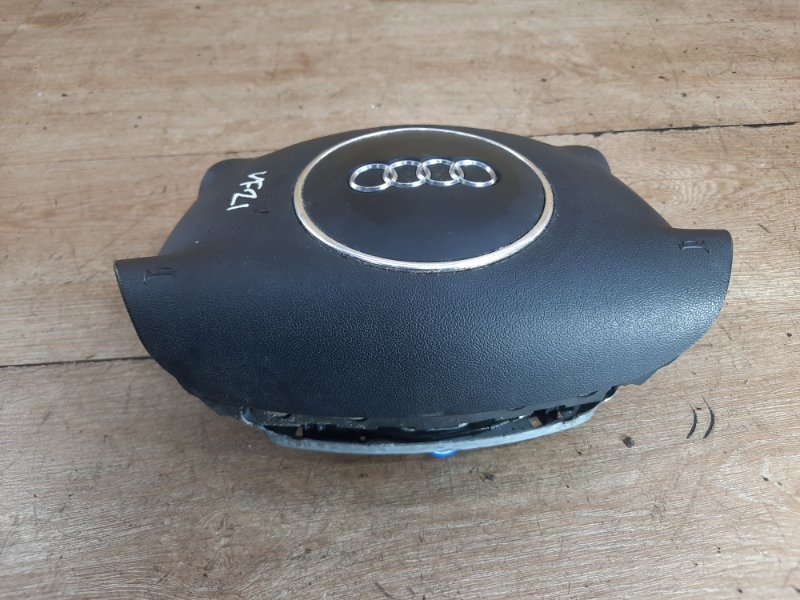 Аирбаг на руль Audi A3 2003 хетчбэк 3дв. AXW