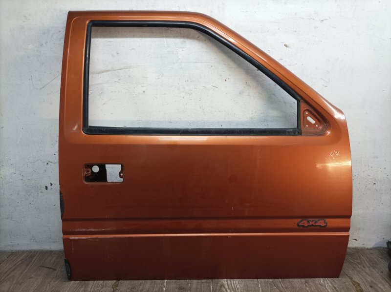 Дверь Opel Frontera A 1996 X20SE 2.0 джип внедорожник 3дв., Перед., Прав. - изображение 1