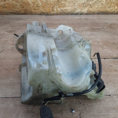 Бачок омывателя Volvo S60 2004 D5244T седан 4дв. - изображение 2