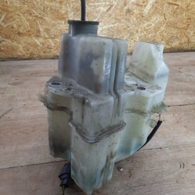 Бачок омывателя Volvo S60 2004 D5244T седан 4дв. - изображение 8