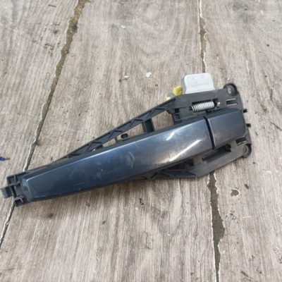 Ручка двери внешняя Opel Corsa D 2008 Z10XEP 1.0 хетчбэк 3дв., Перед., Лев.