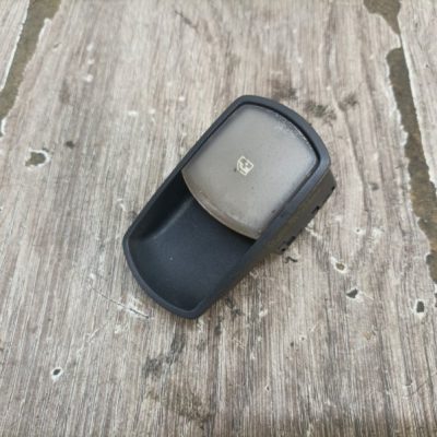 Кнопка стеклоподъемника Opel Corsa D 2008 Z10XEP 1.0 хетчбэк 3дв., Перед., Лев.