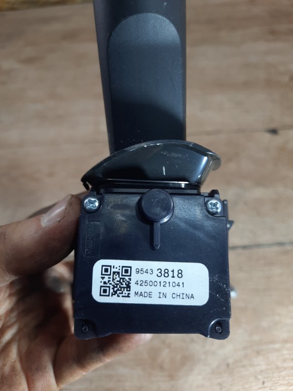 Переключатель дворников Opel Astra J 2010 хетчбэк 5дв. A16XER 1.6