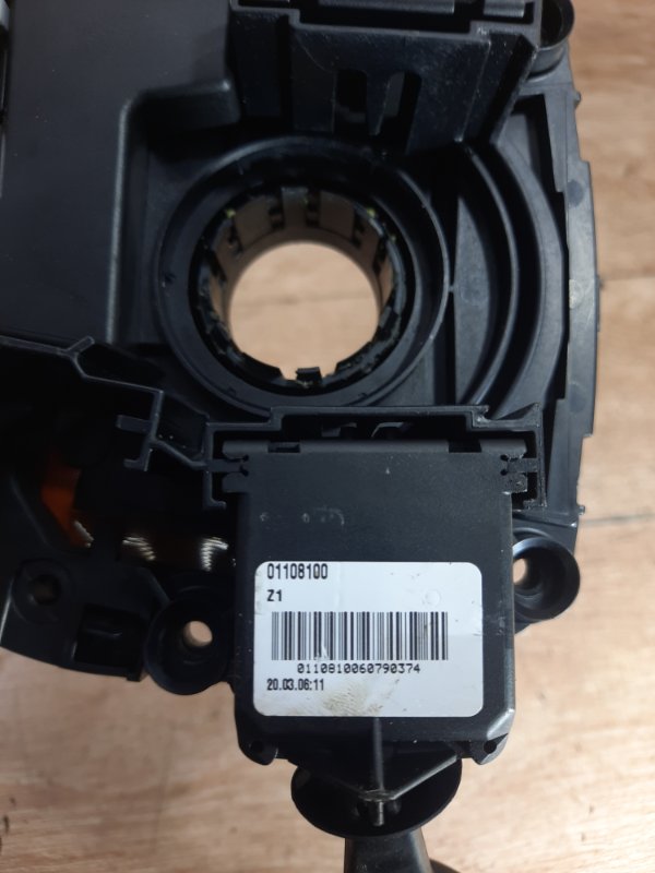 Подрулевой переключатель BMW 3 series E90 2010 N47D20U1 седан 4дв. - изображение 11