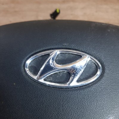 Аирбаг на руль Hyundai i 10 2011 хетчбэк 5 дв. G4LA - изображение 8